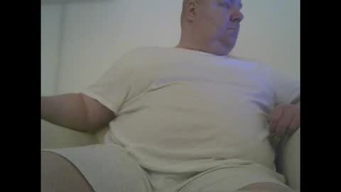 chubby_david online show from November 7, 2025, 10:21 pm