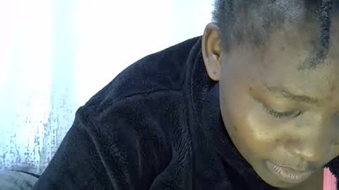 DivaDee online show from April 18, 2026, 9:46 am