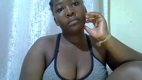 DivaDee online show from April 19, 2026, 10:12 pm