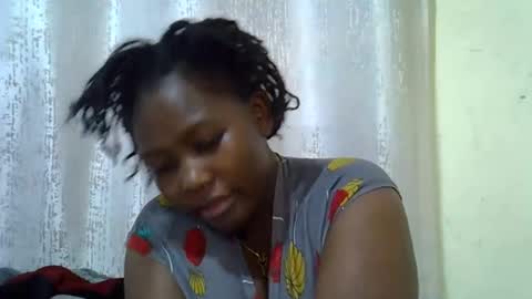 DivaDee online show from April 21, 2026, 1:06 pm