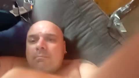 chubbyman44 online show from July 18, 2026, 12:42 pm