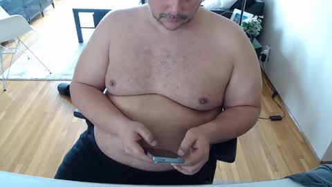 AstorYvr online show from March 23, 2026, 7:51 pm