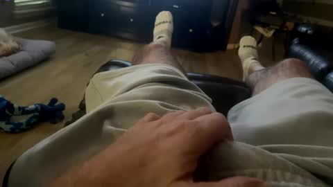 chucktownguy81 online show from December 29, 2024, 4:40 pm