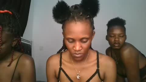 chyna_baibe online show from November 13, 2025, 2:16 pm