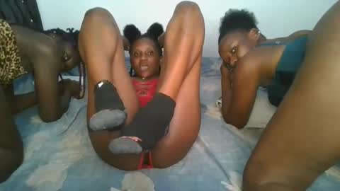 chyna_baibe online show from November 14, 2025, 2:21 am