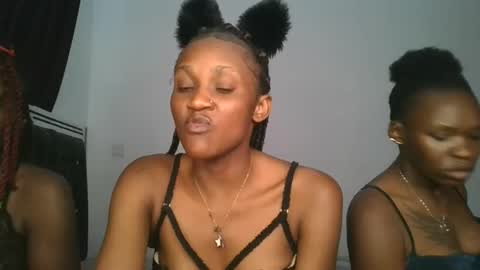 chyna_baibe online show from November 16, 2025, 9:37 am