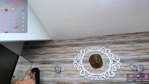 ...   ... online show from February 9, 2025, 3:32 am