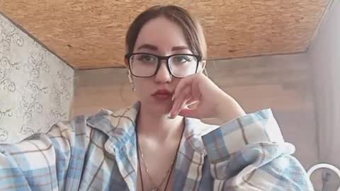 Olivia online show from June 7, 2026, 9:57 am