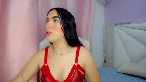 Snapshot of cieloo_ chatting on January 14, 2026, 9:31 pm CIELO online show from January 14, 2026, 9:31 pm