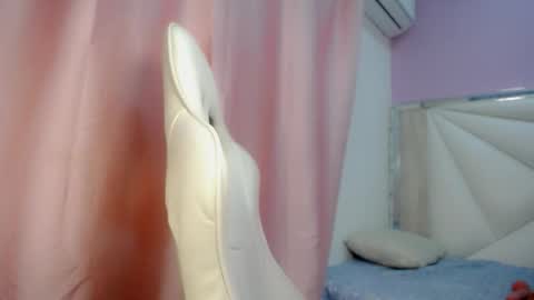 Snapshot of cieloo_ chatting on February 12, 2026, 9:21 pm CIELO online show from February 12, 2026, 9:21 pm