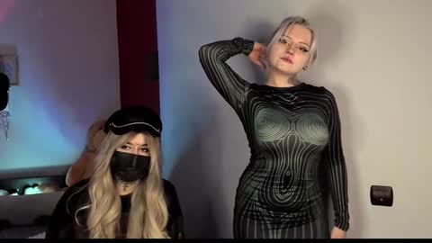 Helen and Teya online show from September 15, 2025, 3:01 pm