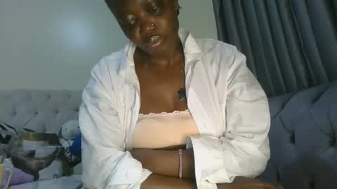 cilia petite online show from June 6, 2026, 9:58 am