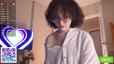 Snapshot of cinacandy chatting on June 5, 2026, 5:47 am L online show from June 5, 2026, 5:47 am