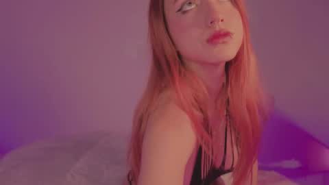 Snapshot of cinderella_lewis chatting on December 13, 2025, 11:54 pm Sofi Eva and Mey online show from December 13, 2025, 11:54 pm