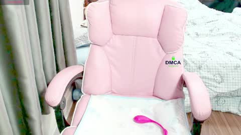 cindy_cutiegirl online show from April 17, 2026, 10:24 pm