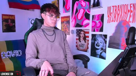 David     Independent Model online show from December 29, 2024, 4:59 am