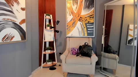 Cintia online show from September 12, 2025, 12:05 pm