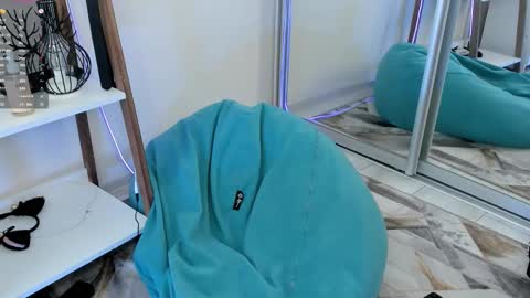 Veronica online show from March 27, 2026, 8:26 am