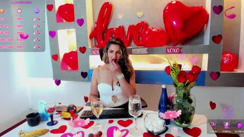 Cinthya  online show from February 14, 2025, 2:54 pm