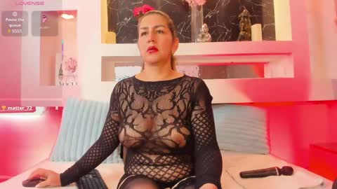 Snapshot of cinthya_mjs chatting on April 29, 2026, 5:30 pm Cinthya online show from April 29, 2026, 5:30 pm