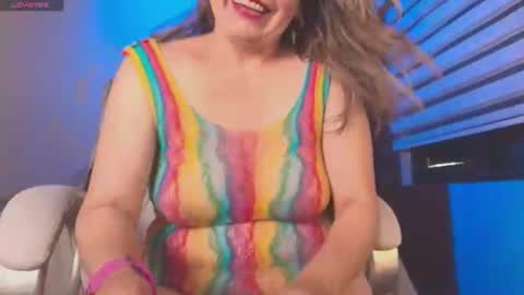Snapshot of cinthya_roberts chatting on June 12, 2026, 8:19 pm Cinthya online show from June 12, 2026, 8:19 pm
