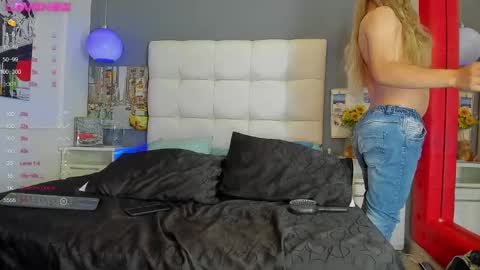 cinthya_walker1 online show from March 8, 2025, 2:08 pm