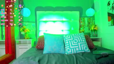 cinthya_walker1 online show from February 1, 2026, 4:05 pm