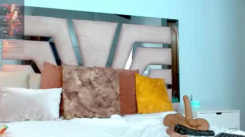 Cintia Hills online show from January 22, 2025, 8:29 am