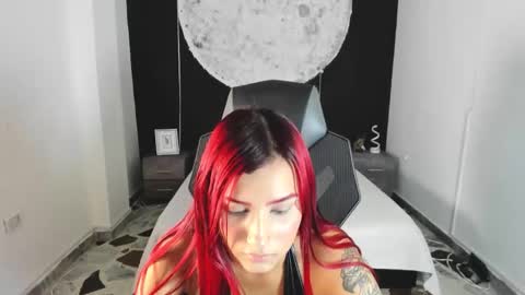 CintiaCollins  online show from November 14, 2025, 7:56 pm