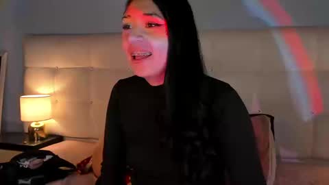 Cintya online show from September 13, 2025, 4:23 am