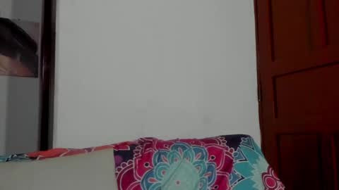 cirosky_elchicopolla online show from April 21, 2026, 3:35 am