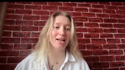 citrusblissss online show from October 22, 2025, 3:07 am