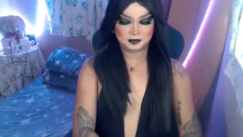 QUEEN CESS online show from April 22, 2026, 8:28 am