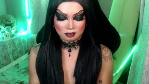 Snapshot of cj_parker69 chatting on June 30, 2026, 1:34 pm QUEEN CESS online show from June 30, 2026, 1:34 pm