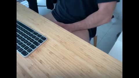 cjamie online show from December 4, 2024, 10:46 am