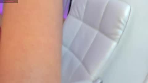 claire aristizabal online show from November 8, 2025, 8:51 pm