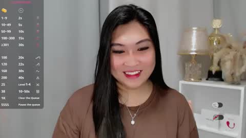 Snapshot of claire_wntr chatting on April 26, 2026, 4:43 am CLAIRE online show from April 26, 2026, 4:43 am