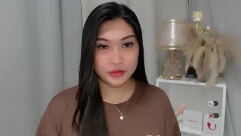 Snapshot of claire_wntr chatting on May 24, 2026, 4:23 pm CLAIRE online show from May 24, 2026, 4:23 pm