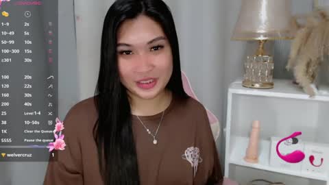 Snapshot of claire_wntr chatting on June 21, 2026, 7:00 am CLAIRE online show from June 21, 2026, 7:00 am