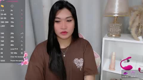 Snapshot of claire_wntr chatting on July 6, 2026, 5:04 am CLAIRE online show from July 6, 2026, 5:04 am