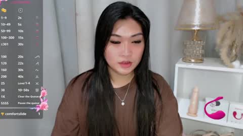 Snapshot of claire_wntr chatting on July 9, 2026, 5:44 am CLAIRE online show from July 9, 2026, 5:44 am