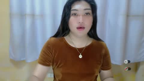 CLAIRE online show from January 3, 2025, 3:27 am