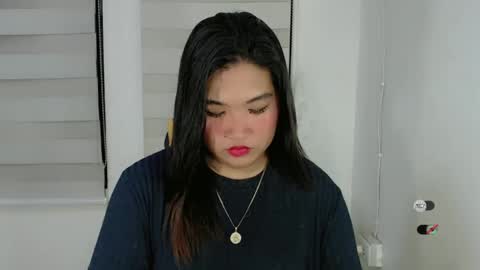 CLAIRE online show from March 9, 2025, 9:02 am