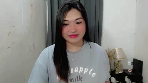 CLAIRE online show from October 6, 2025, 10:45 am