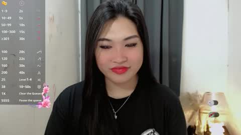 CLAIRE online show from November 10, 2025, 2:32 am