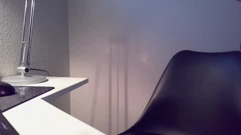 Snapshot of clamshive7 chatting on May 10, 2026, 6:29 am clamshive7 online show from May 10, 2026, 6:29 am
