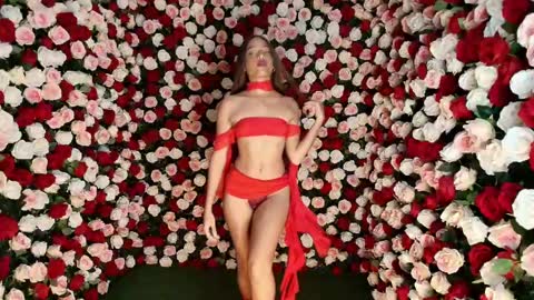 Clara  online show from December 3, 2024, 7:32 am