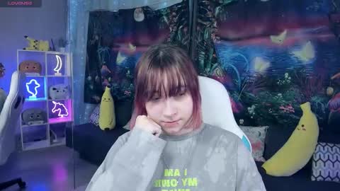 clarabenson online show from January 9, 2026, 8:21 pm