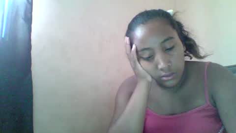 Snapshot of clarah0123 chatting on February 6, 2025, 7:13 am Clarah0123 online show from February 6, 2025, 7:13 am