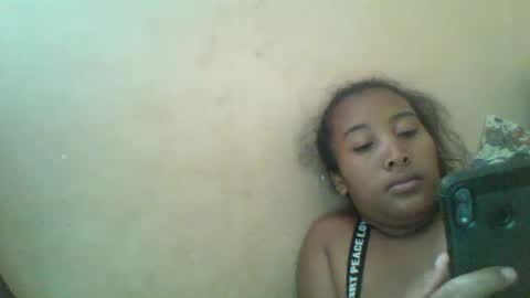 Snapshot of clarah0123 chatting on February 10, 2025, 10:09 am Clarah0123 online show from February 10, 2025, 10:09 am